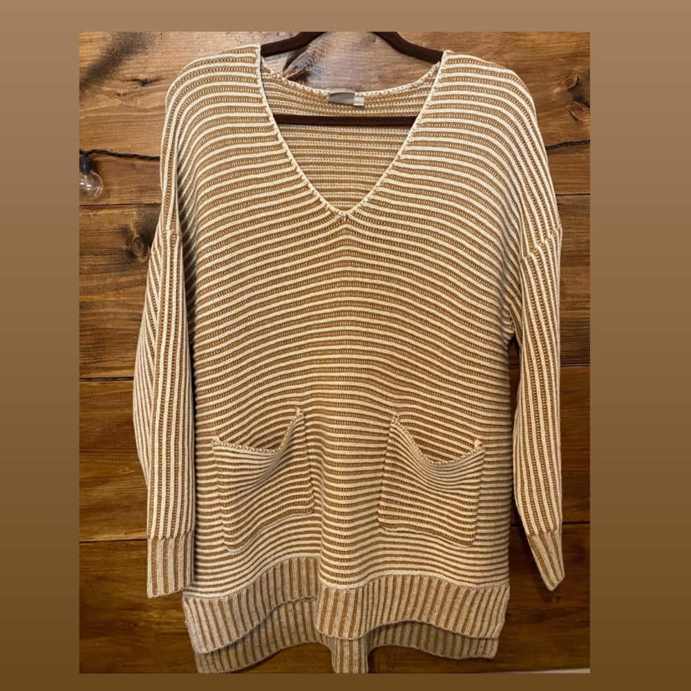 V-neck sweater